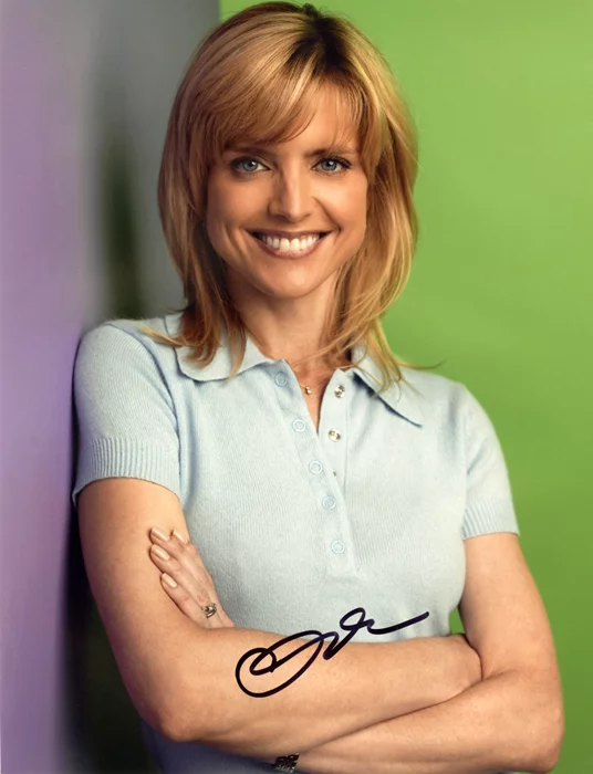 Courtney Thorne-Smith autograph