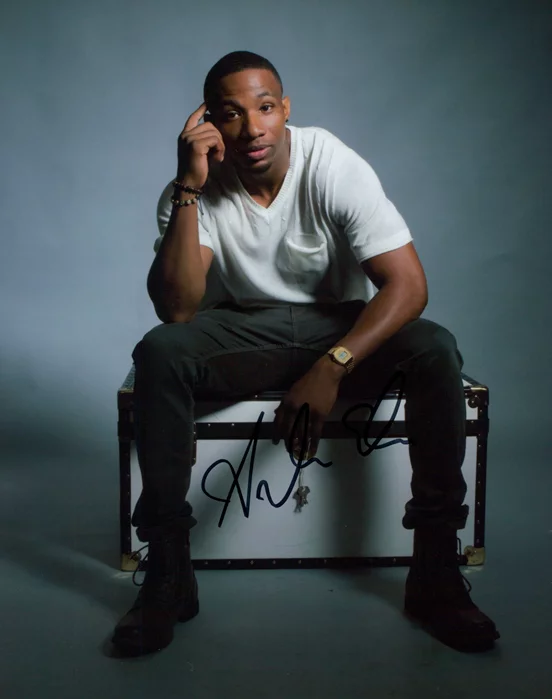 Arlen Escarpeta autograph