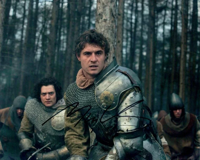 Max Irons autograph