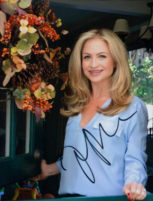 Maria Provenzano autograph