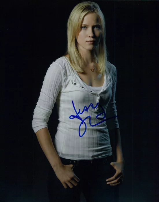 Jessy  Schram autograph