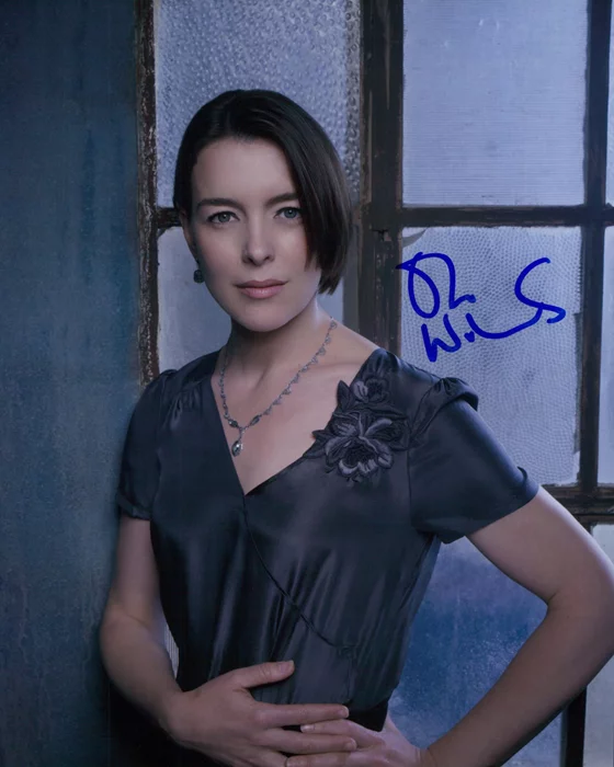 Olivia Williams autograph