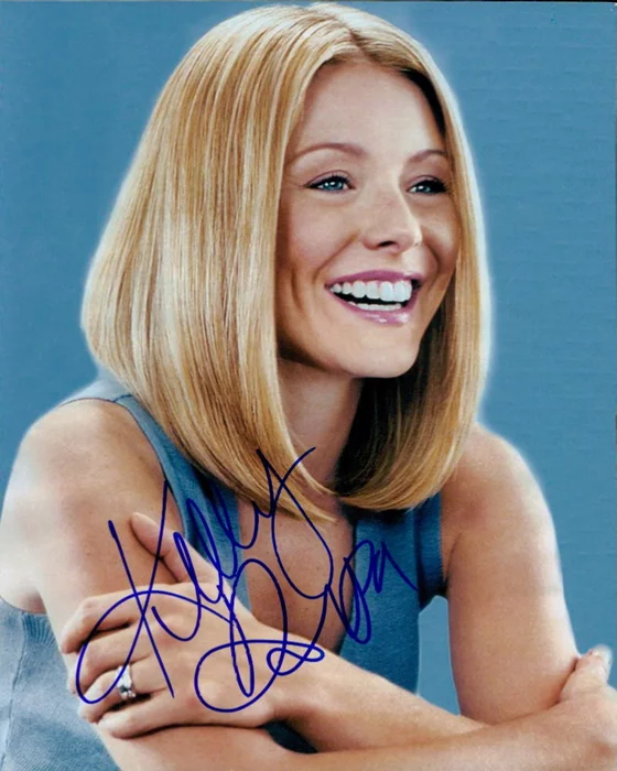 Kelly Ripa autograph