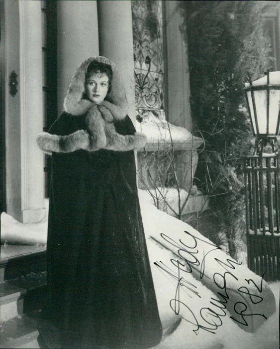 Hedy LaMarr autograph