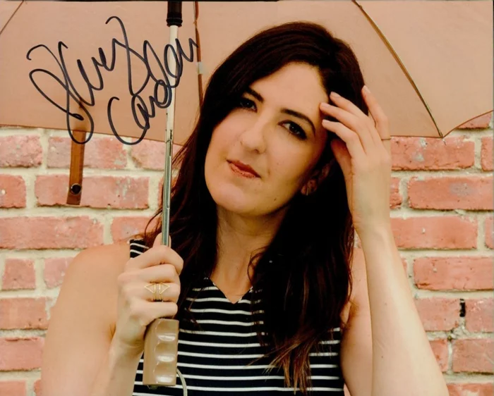 D�Arcy Carden autograph