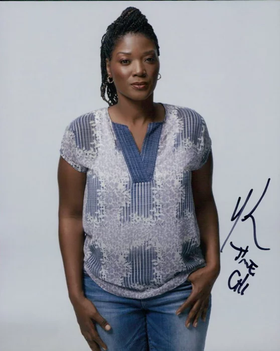 Yolonda Ross autograph