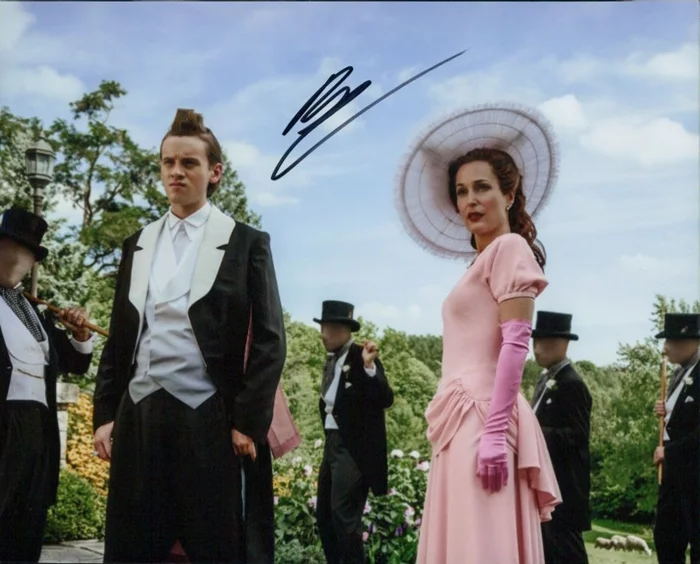 Bruce Langley autograph