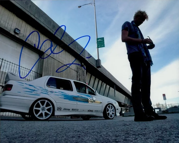 Chad Lindberg autograph