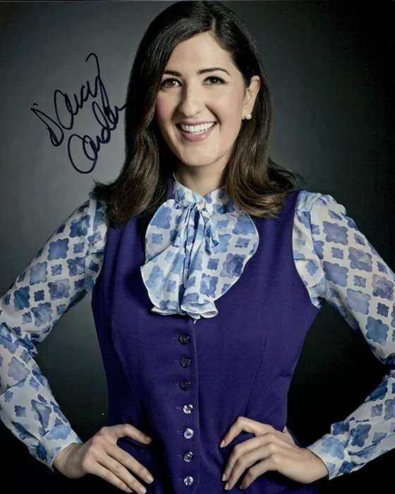 D�Arcy Carden autograph