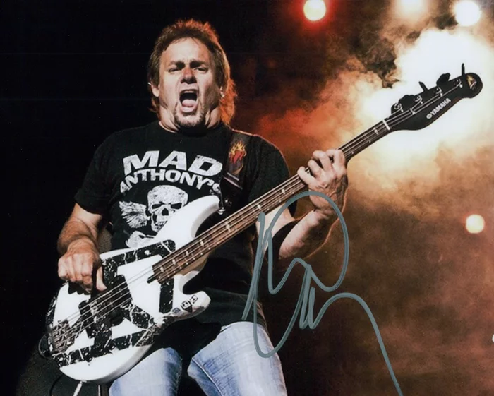 Michael Anthony autograph