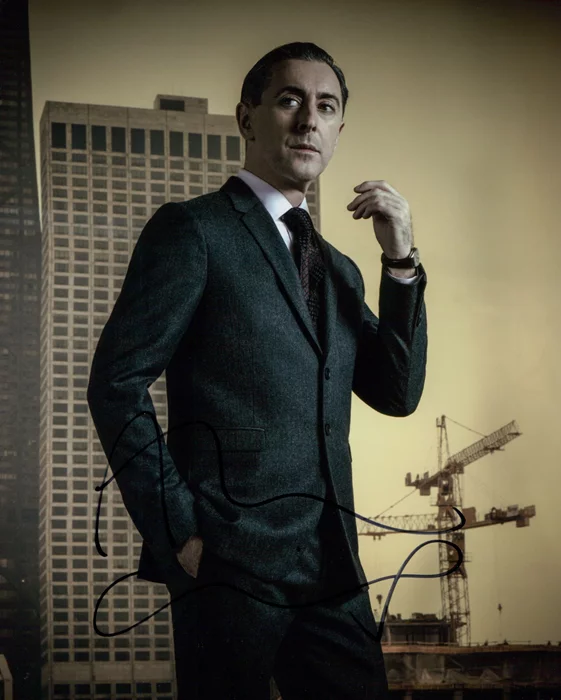 Alan Cumming autograph