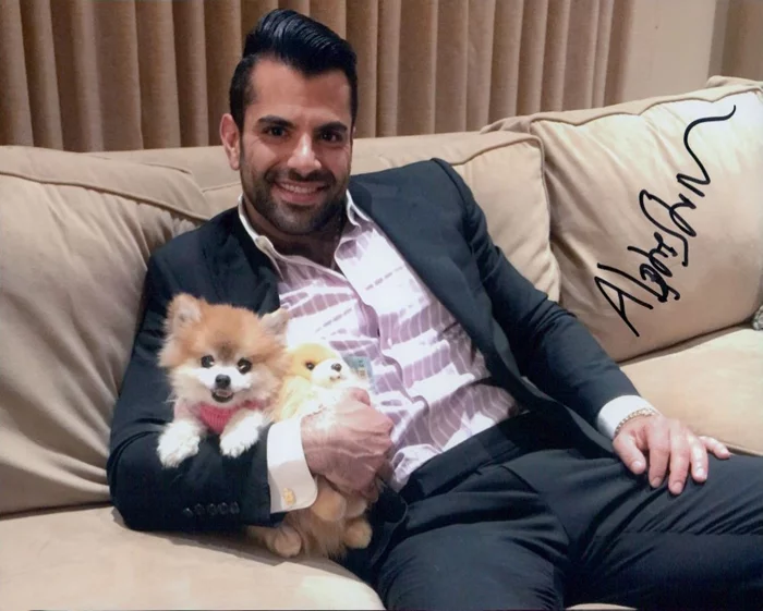 Shervin Roohparvar autograph