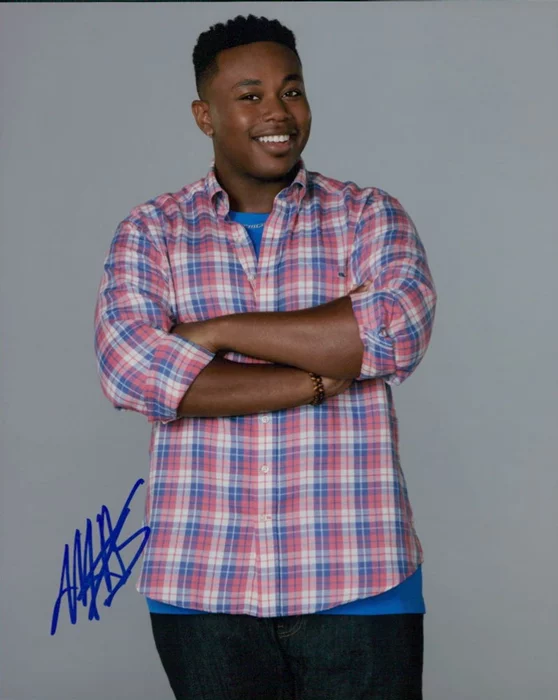 Marcel Spears autograph