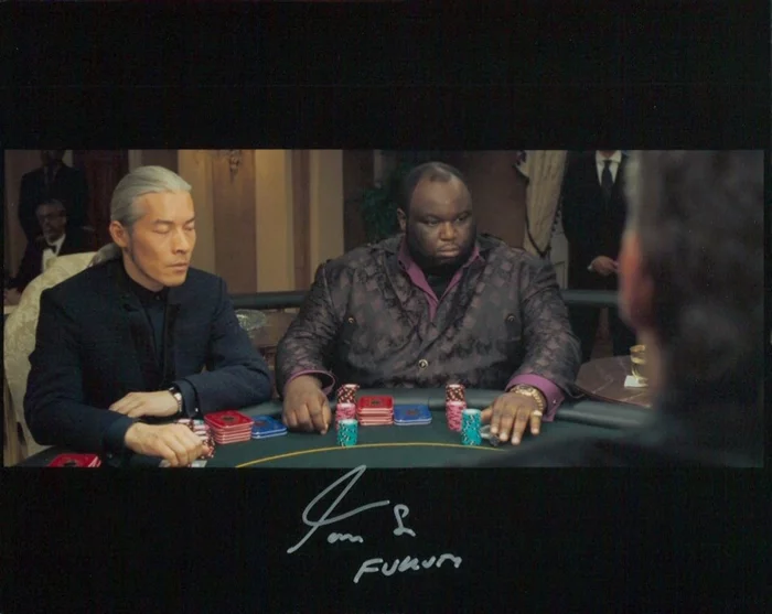 Tom So autograph