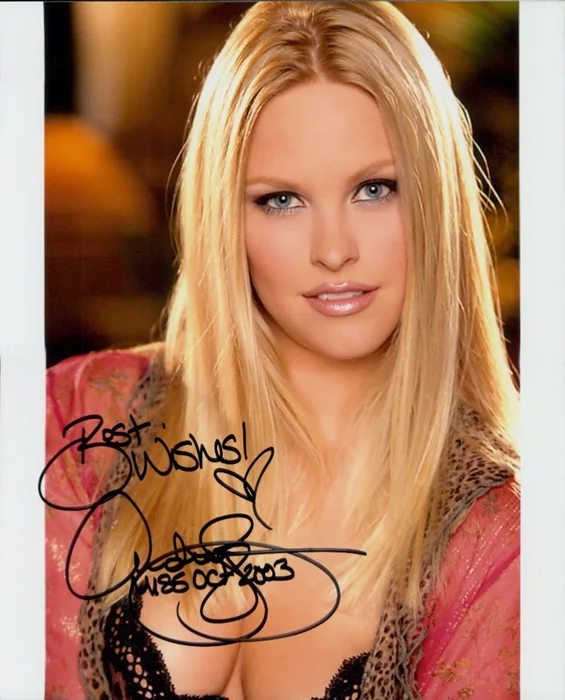 Audra Lynn autograph