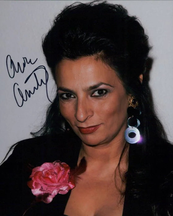 Alice Amter autograph