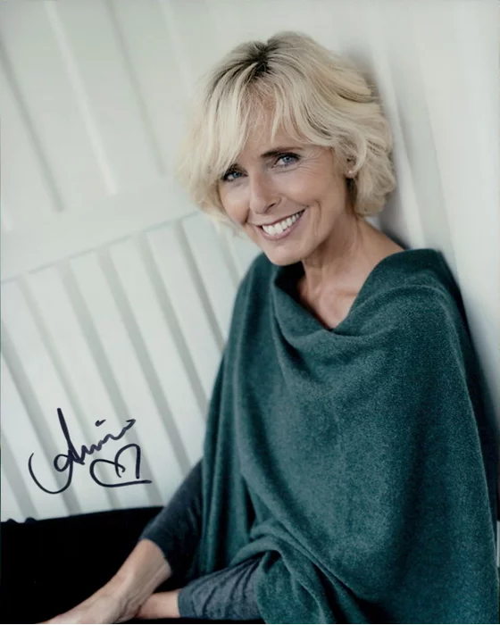 Annica Liljeblad autograph