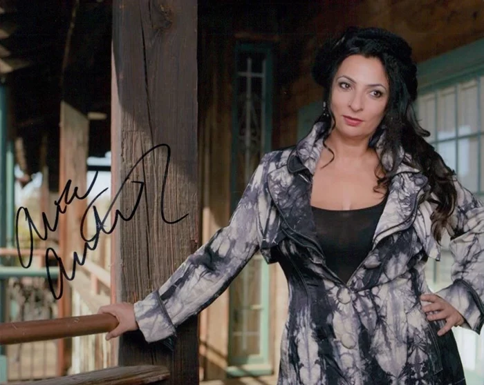 Alice Amter autograph