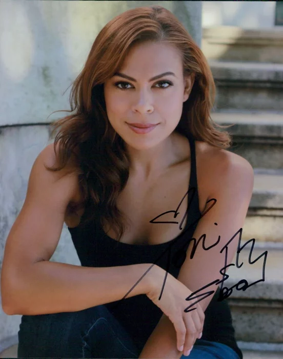 Toni Trucks autograph