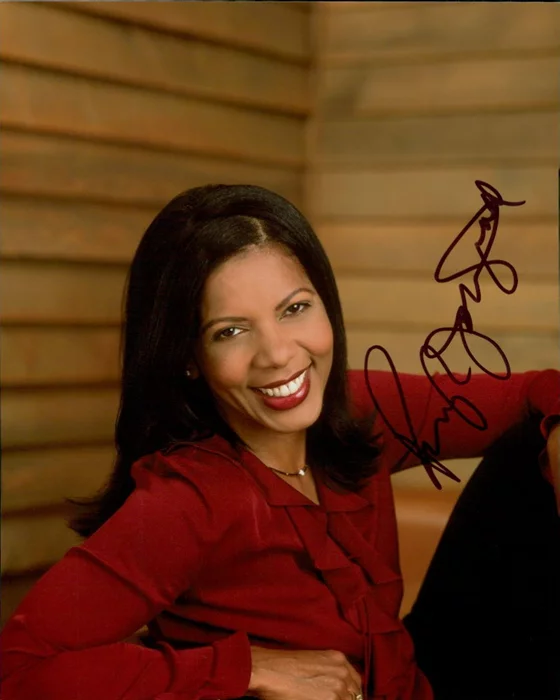 Penny Johnson autograph