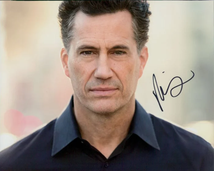 Michael Lowry autograph