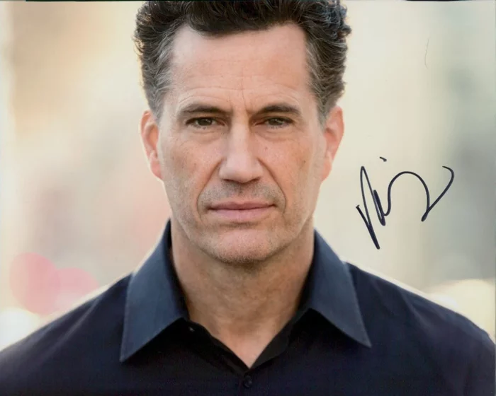 Michael Lowry autograph