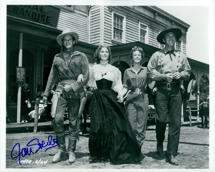 Jan Sterling autograph