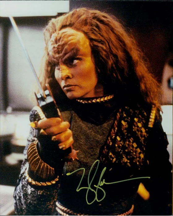 Mary Kay Adams autograph