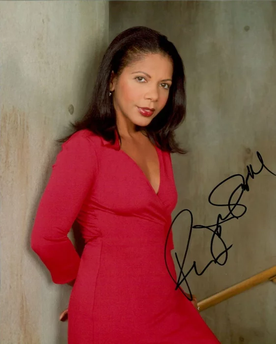 Penny Johnson autograph