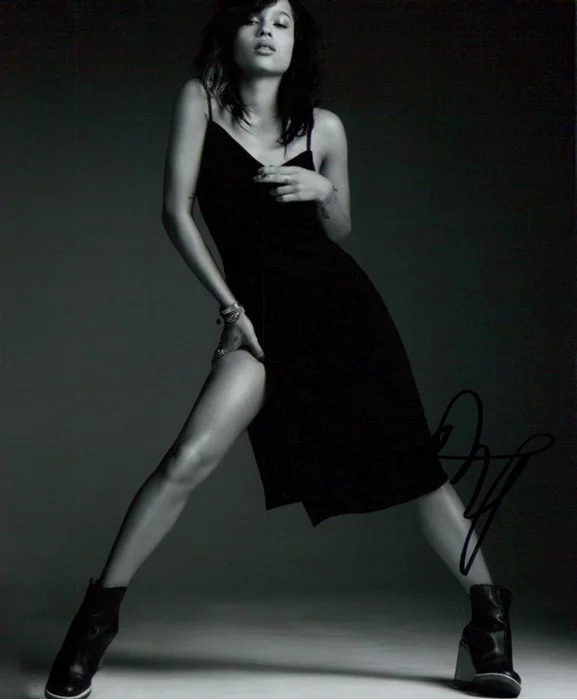 Zoe Kravitz autograph