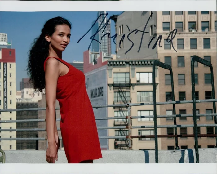 Kristina Menissov autograph
