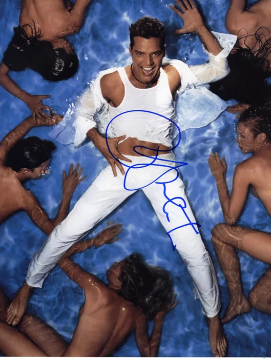 Ricky Martin autograph