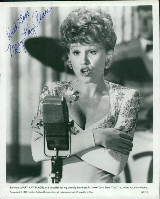Mary Kay Place autograph