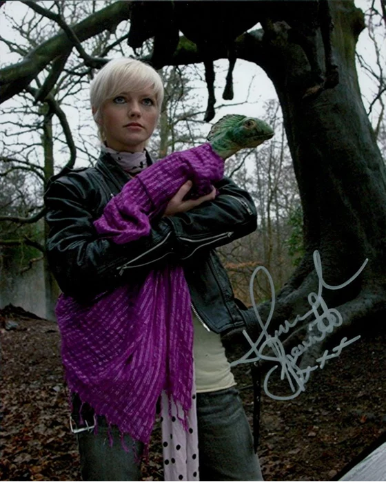 Hannah Spearritt autograph