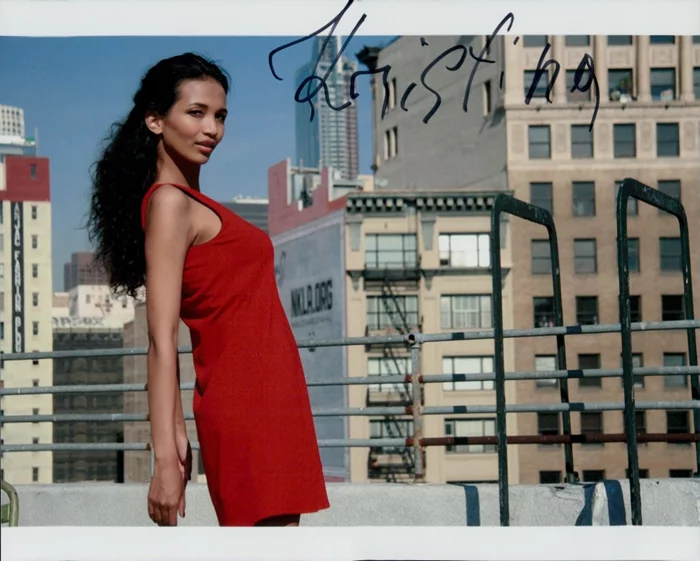 Kristina Menissov autograph