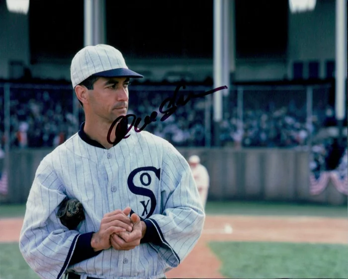 David Strathairn autograph