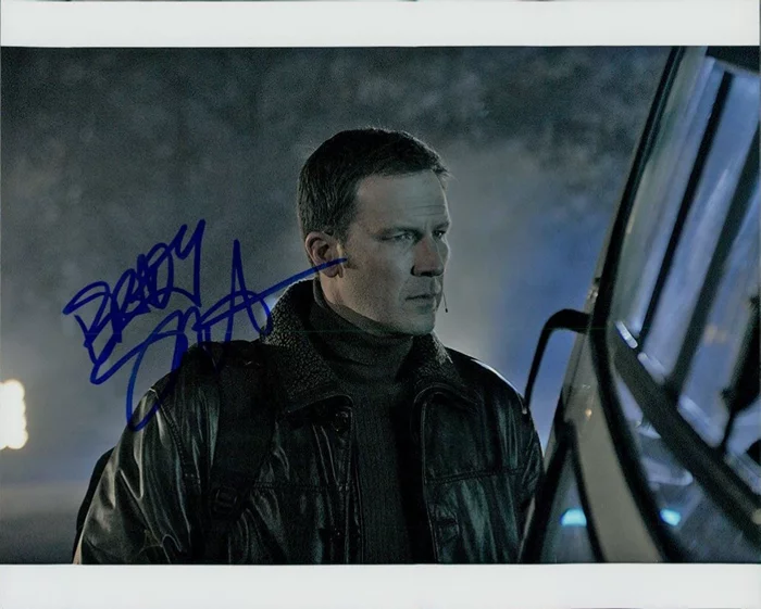 Brady Smith autograph