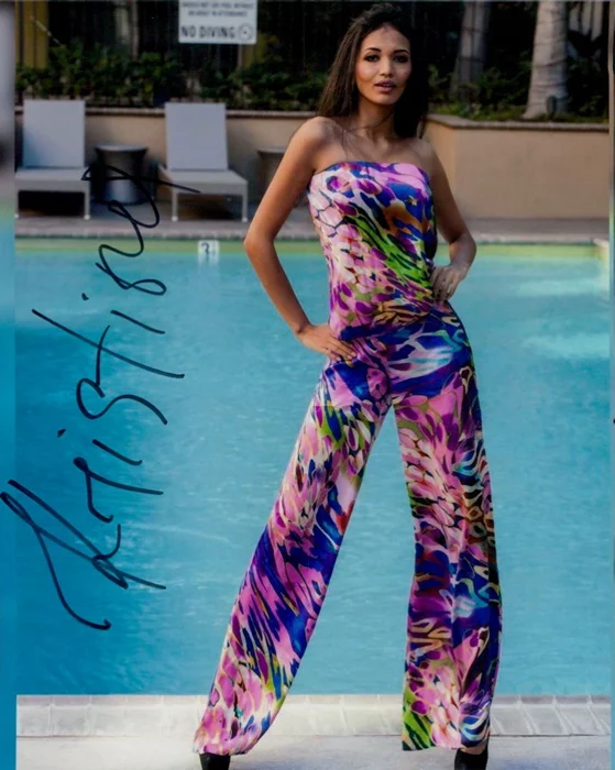 Kristina Menissov autograph