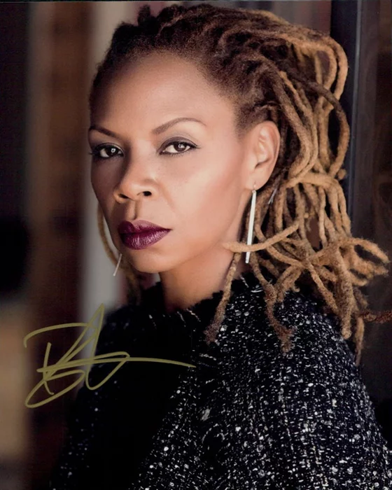 Simbi Kali autograph