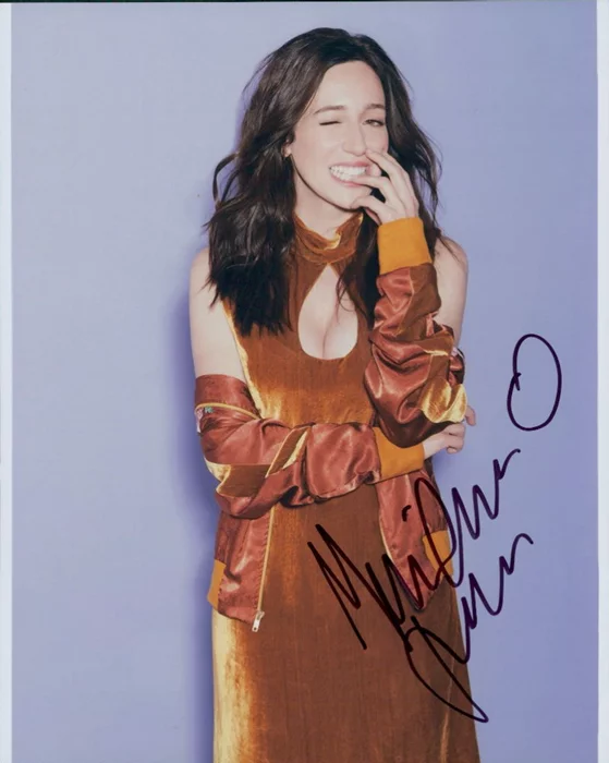 Mariana Trevino autograph