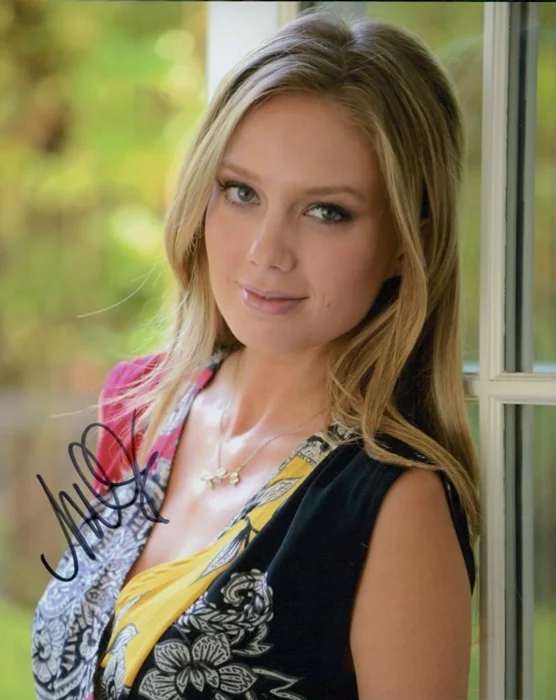 Melissa Ordway autograph