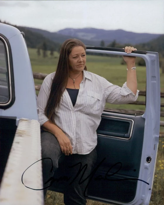 Camryn Manheim autograph