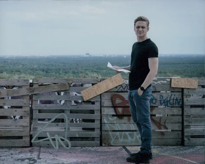 Matthias Schweighofer autograph