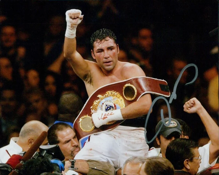 Oscar De La Hoya autograph