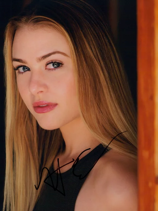 Hayley Erin autograph
