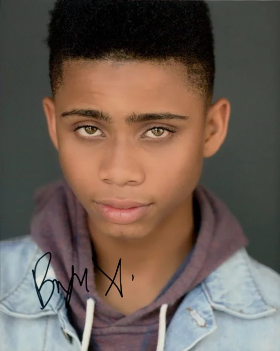 Bryce Xavier autograph