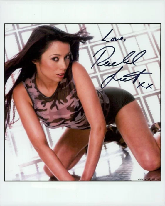 Rachel Grant autograph