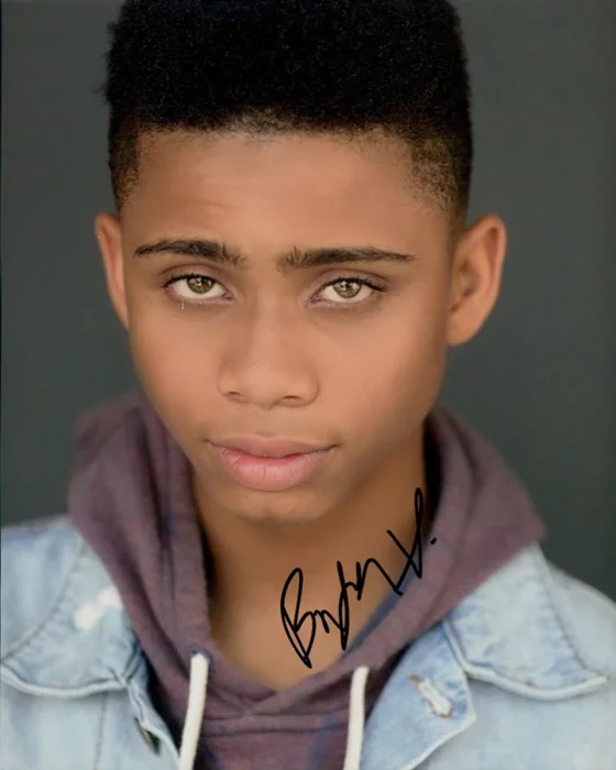 Bryce Xavier autograph