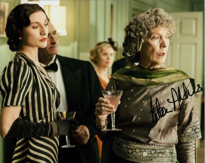 Eileen Atkins autograph