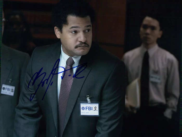 Brandon J Dirden autograph